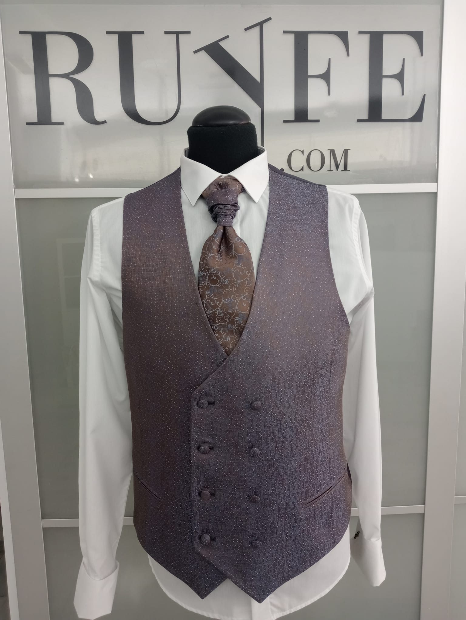 Ruyfe |Trajes de Novio |Chalecos |